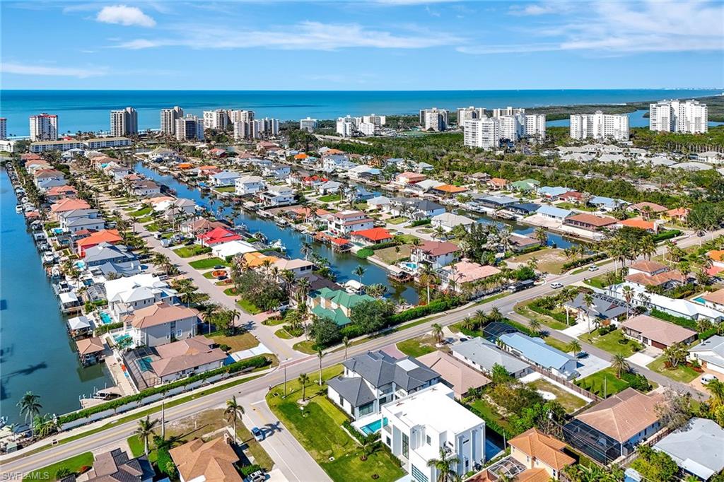 NAPLES PARK - Residential