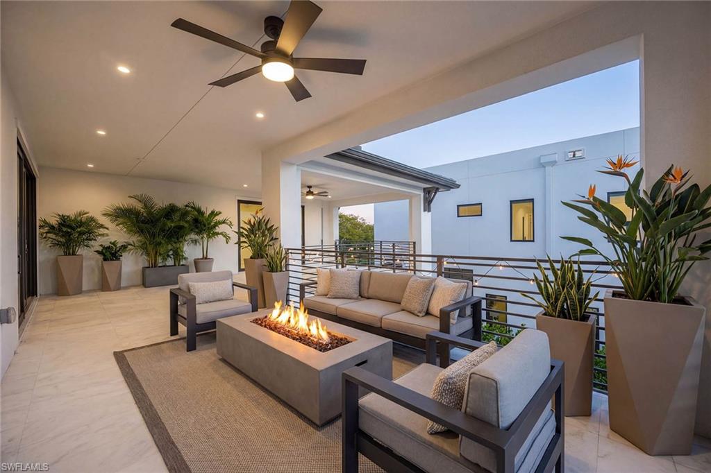 NAPLES PARK - Residential