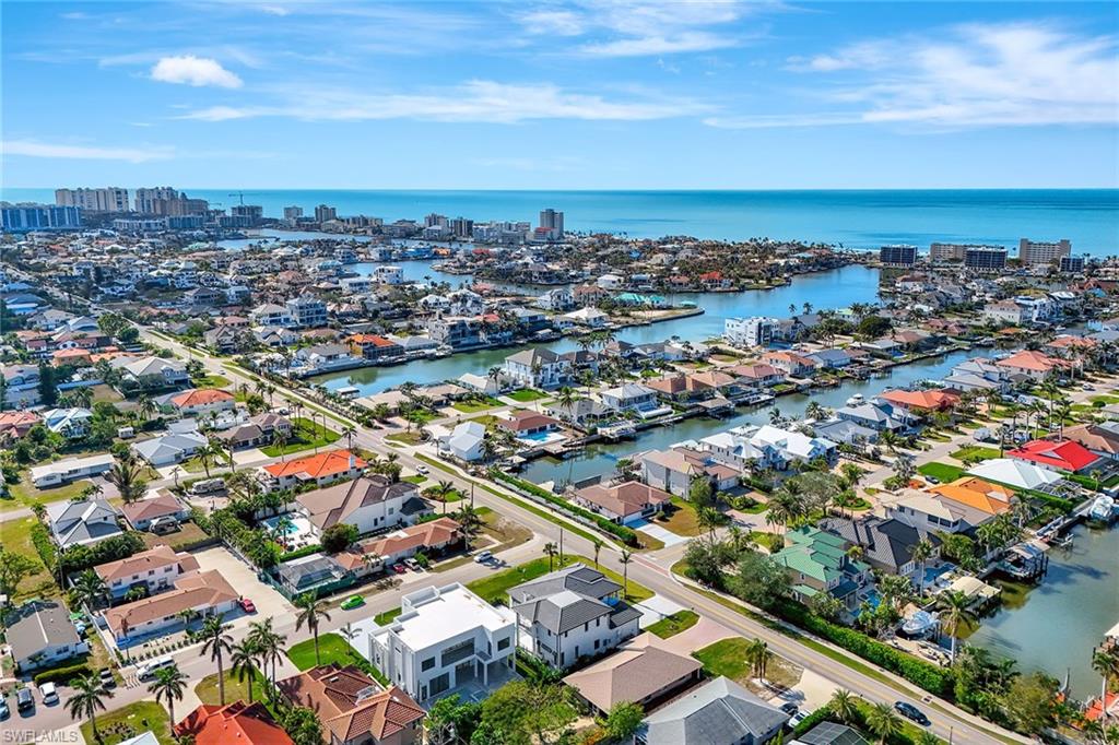 NAPLES PARK - Residential