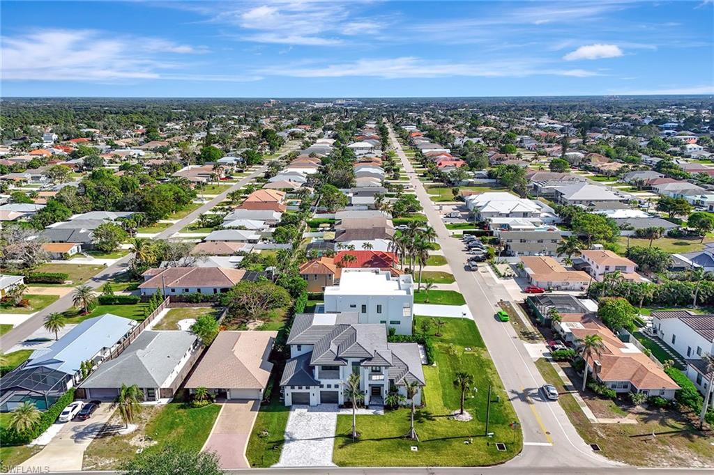 NAPLES PARK - Residential