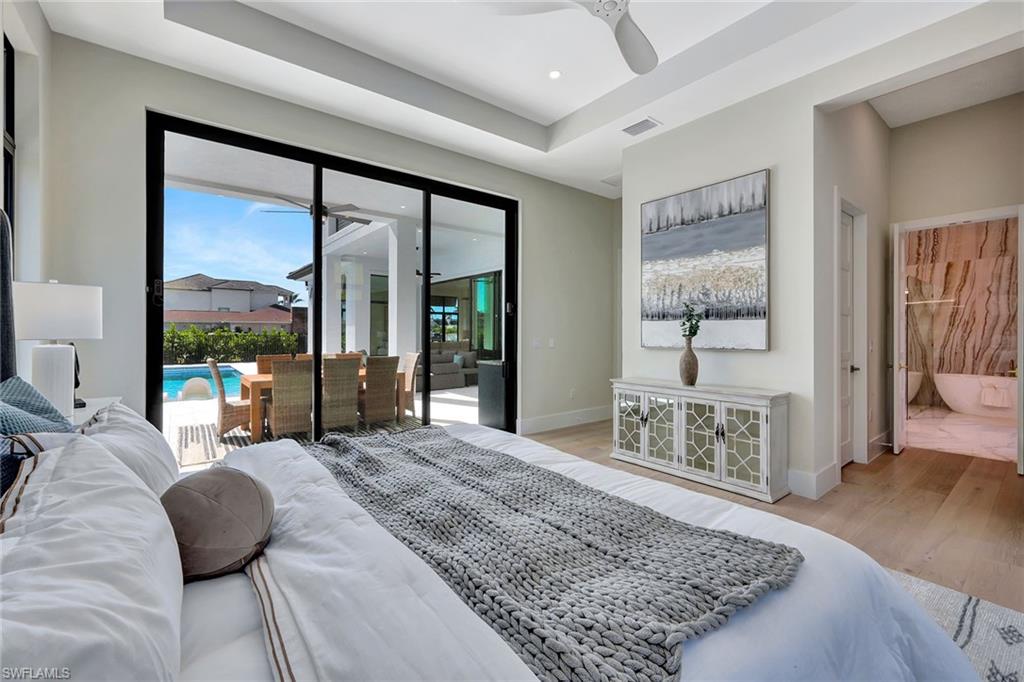 NAPLES PARK - Residential