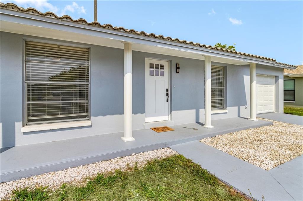 1127 Lovely LN