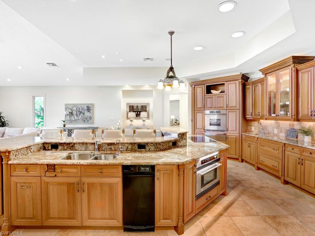 PINE RIDGE - Residential