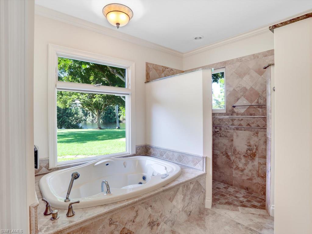 PINE RIDGE - Residential