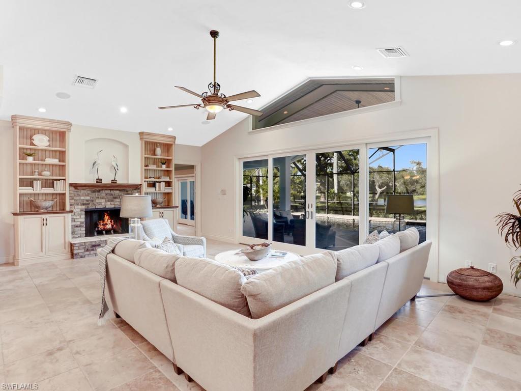 PINE RIDGE - Residential