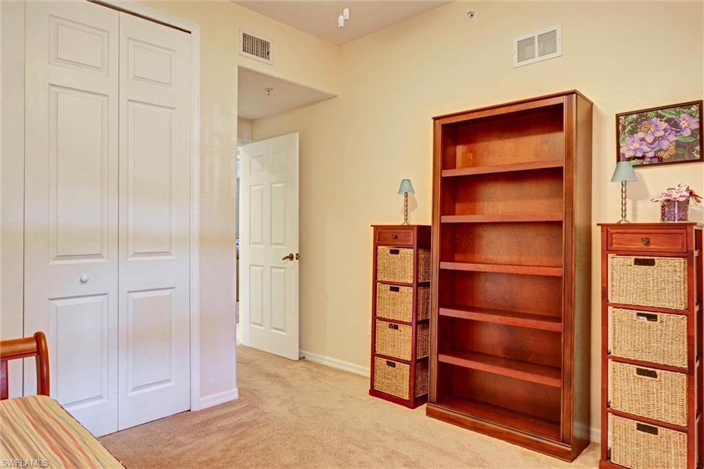 VAN LOON COMMONS - Residential