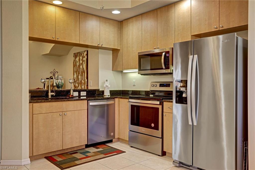 VAN LOON COMMONS - Residential