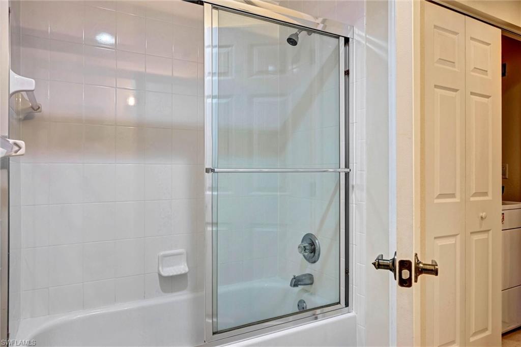 VAN LOON COMMONS - Residential