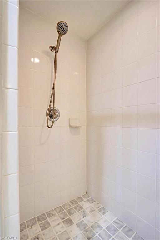 VAN LOON COMMONS - Residential