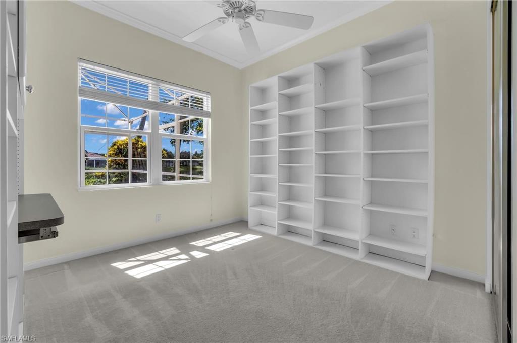 ISLAND WALK - Residential