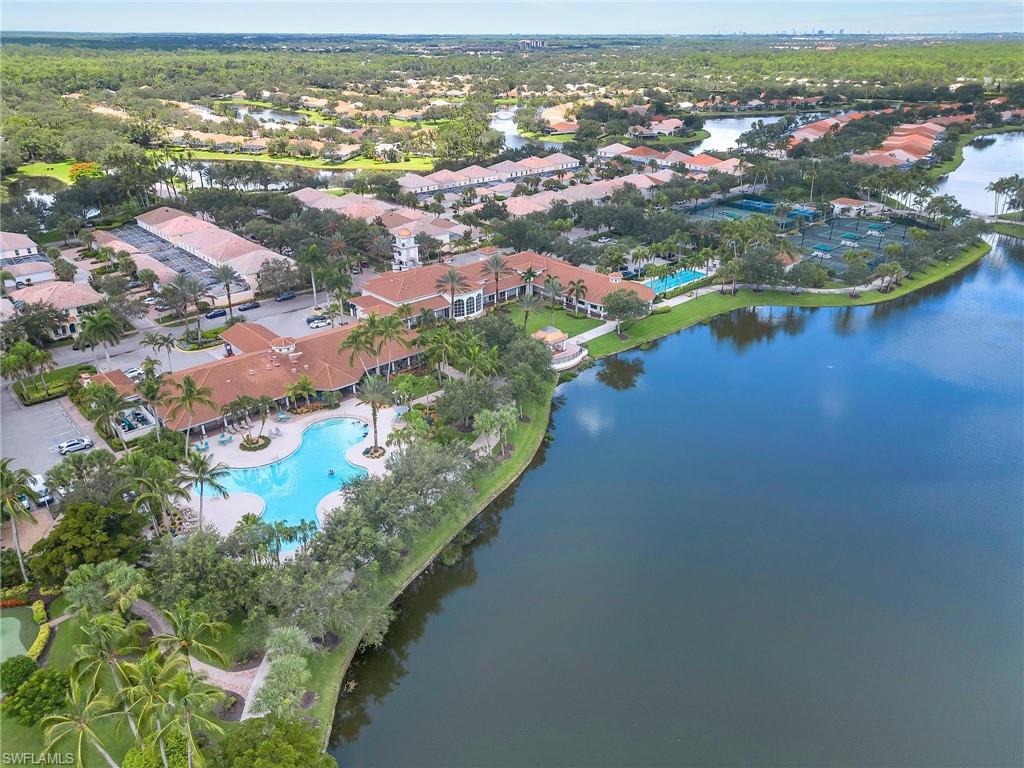 ISLAND WALK - Residential