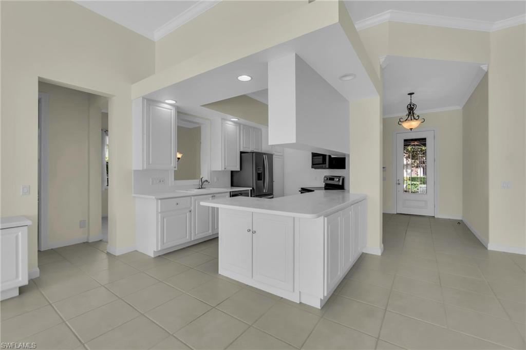 ISLAND WALK - Residential