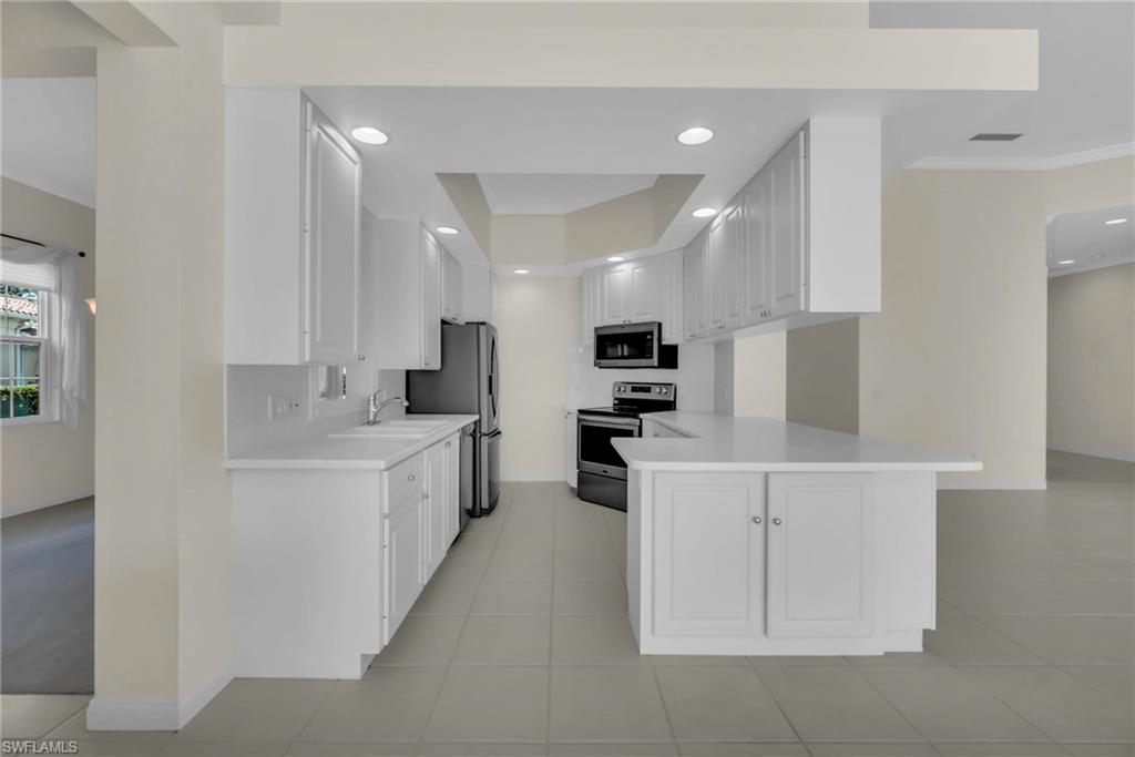 ISLAND WALK - Residential