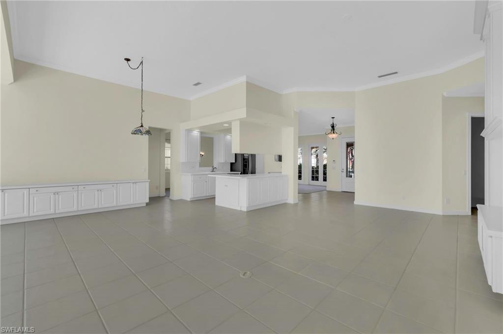 ISLAND WALK - Residential