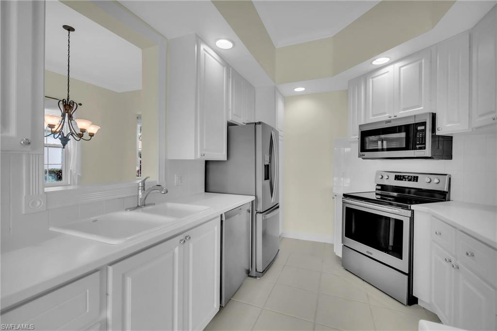 ISLAND WALK - Residential