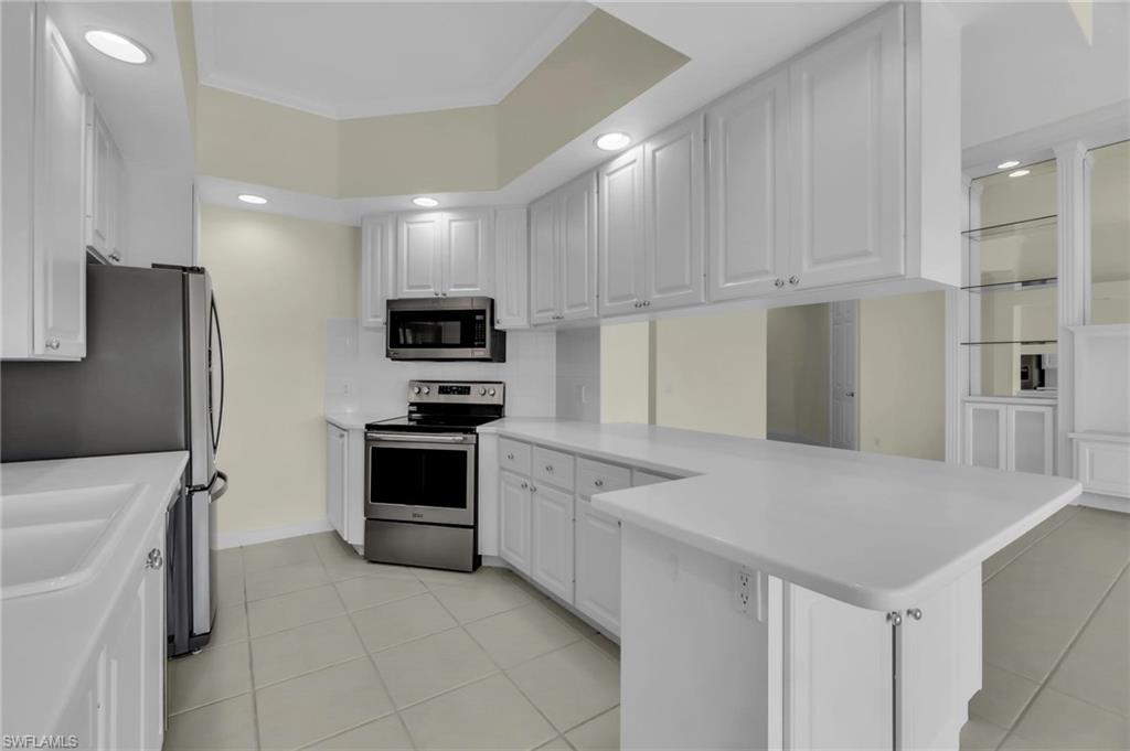 ISLAND WALK - Residential