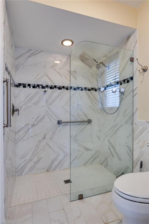 WYLDEWOOD LAKES CONDO - Residential