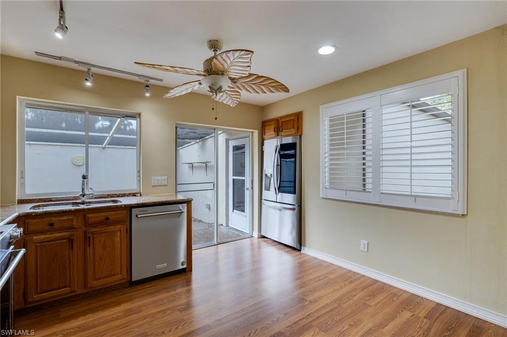 WYLDEWOOD LAKES CONDO - Residential