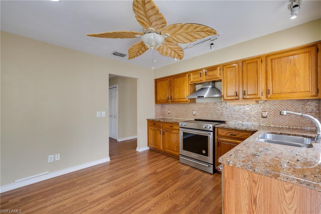 WYLDEWOOD LAKES CONDO - Residential