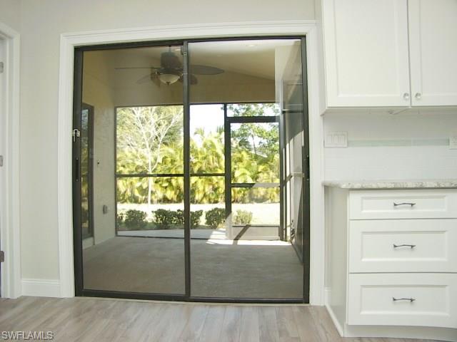 SAN CARLOS PARK - Residential