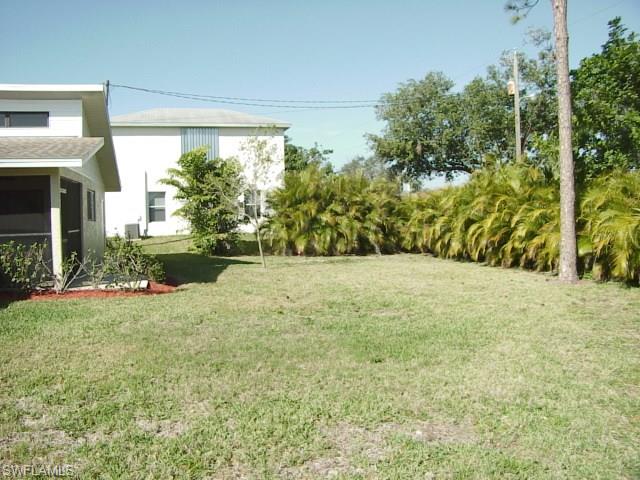 SAN CARLOS PARK - Residential