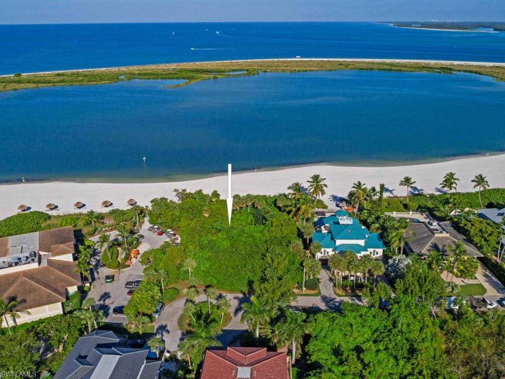 HIDEAWAY BEACH - Land