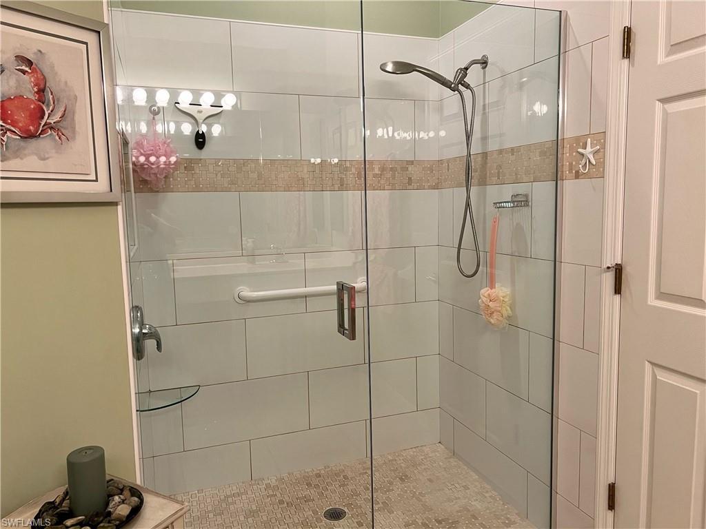 SABAL POINTE - Residential