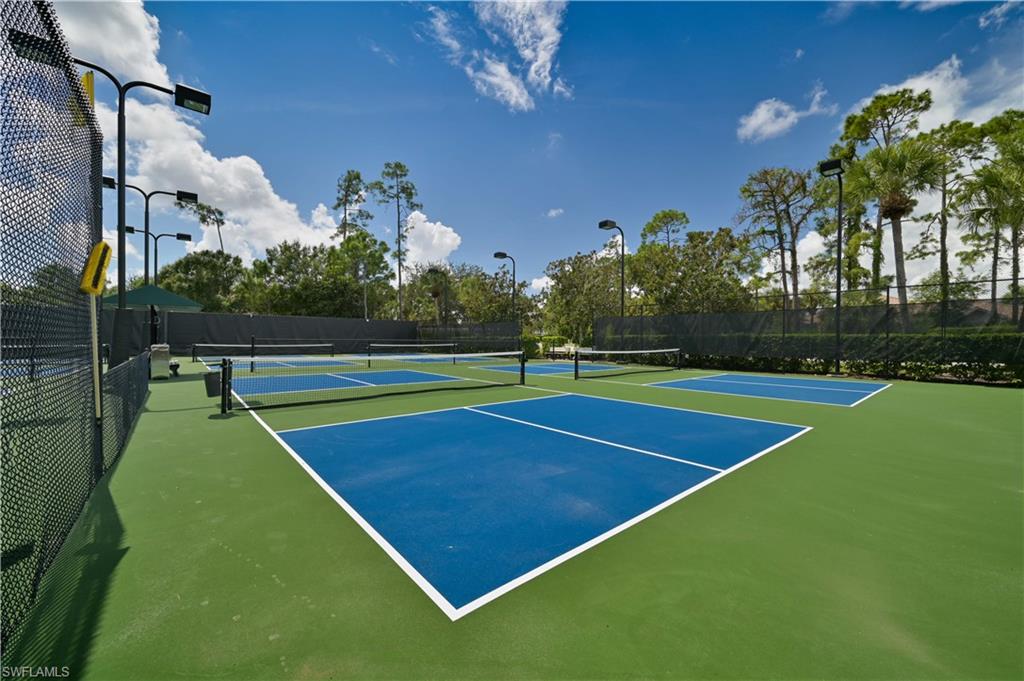 SABAL POINTE - Residential