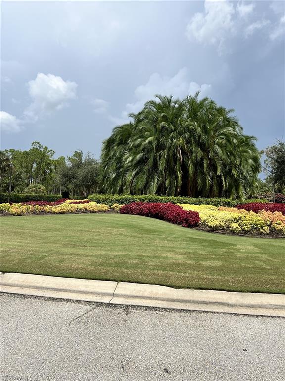 SABAL POINTE - Residential