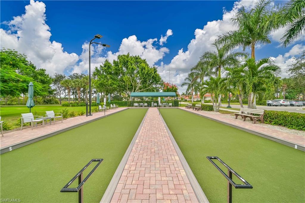 SABAL POINTE - Residential