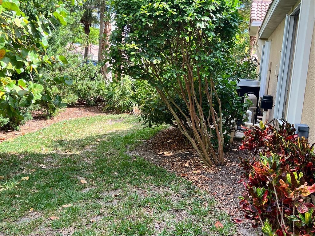 SABAL POINTE - Residential