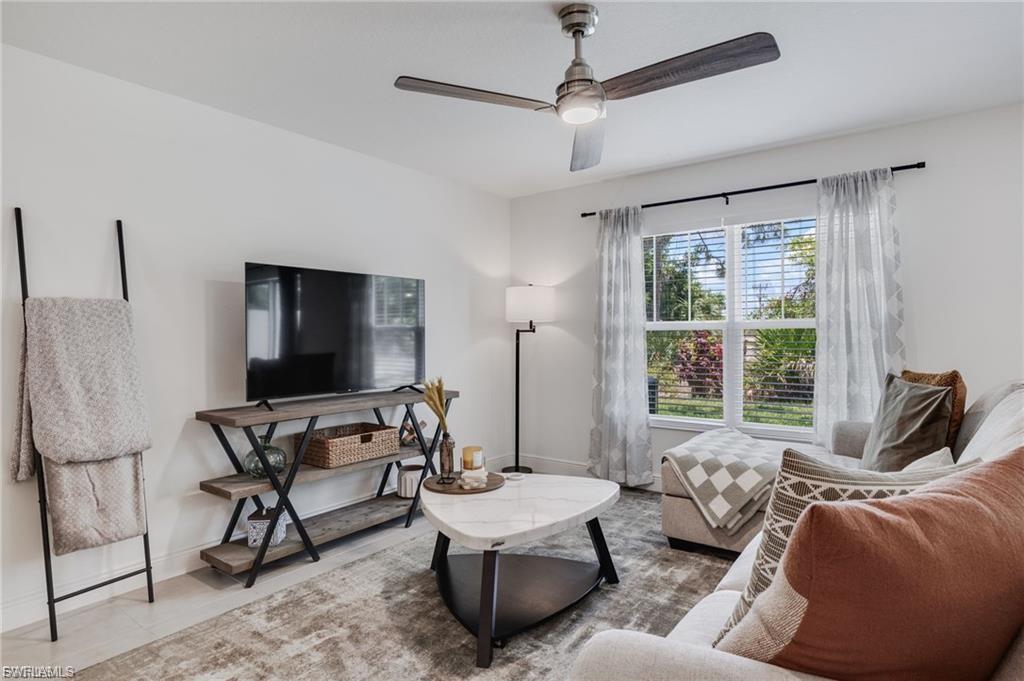 BAYSHORE COMMONS - Residential Lease