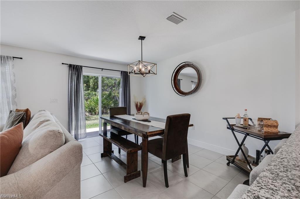 BAYSHORE COMMONS - Residential Lease