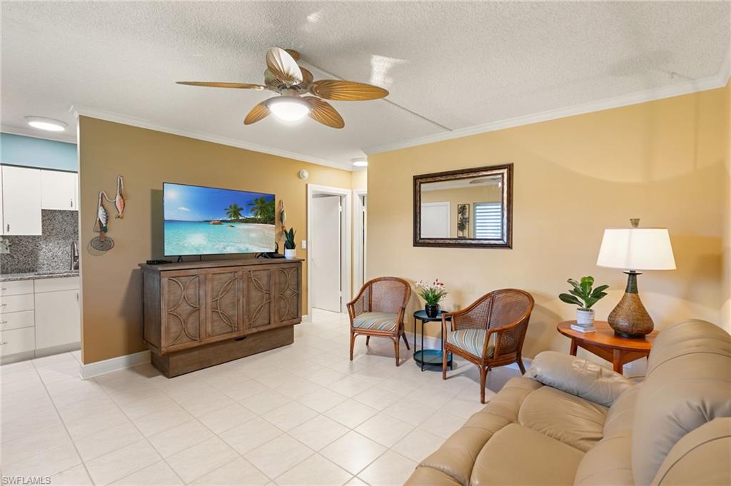 AQUARIUS APTS OF MARCO ISLAND - Residential