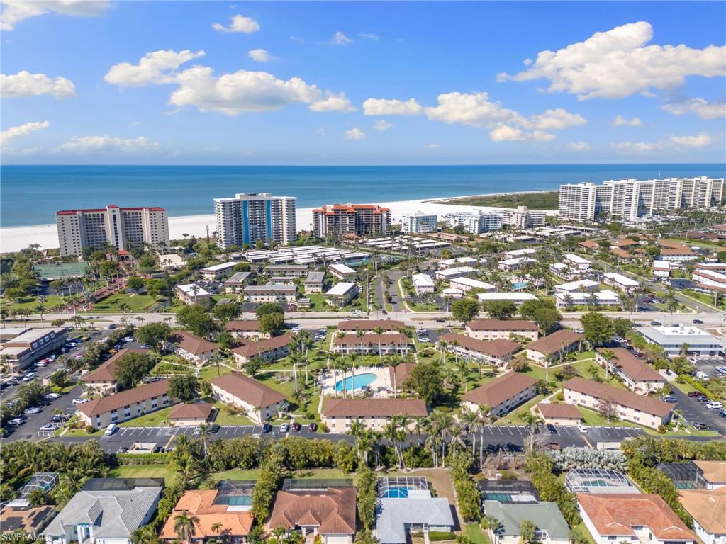 AQUARIUS APTS OF MARCO ISLAND - Residential