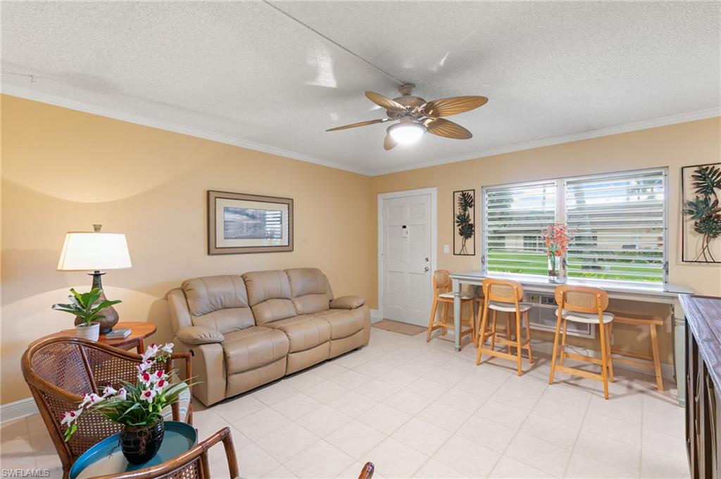 AQUARIUS APTS OF MARCO ISLAND - Residential