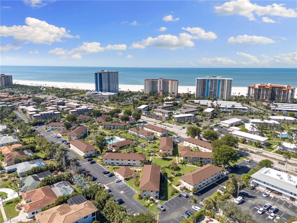 AQUARIUS APTS OF MARCO ISLAND - Residential