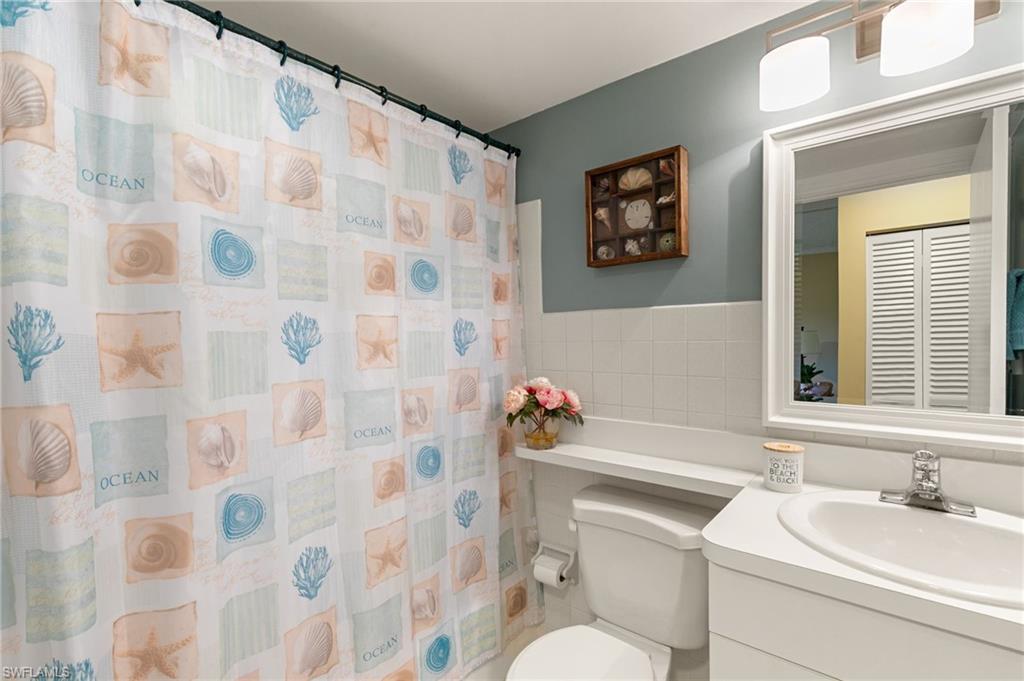 AQUARIUS APTS OF MARCO ISLAND - Residential