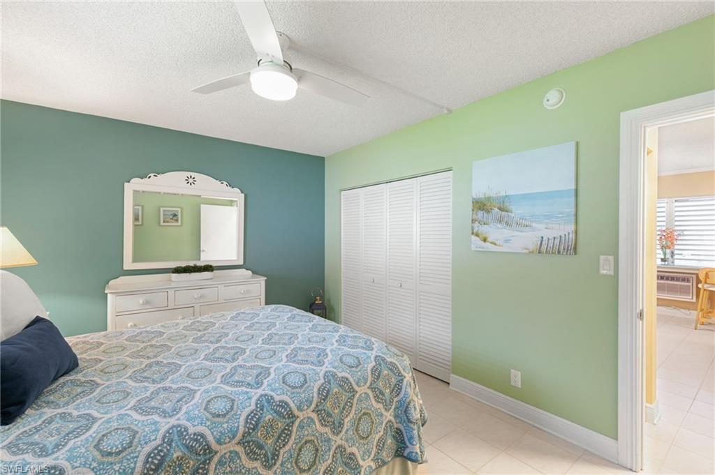 AQUARIUS APTS OF MARCO ISLAND - Residential