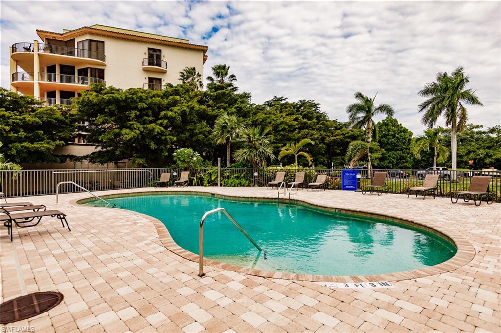 CAPE HARBOUR - Residential