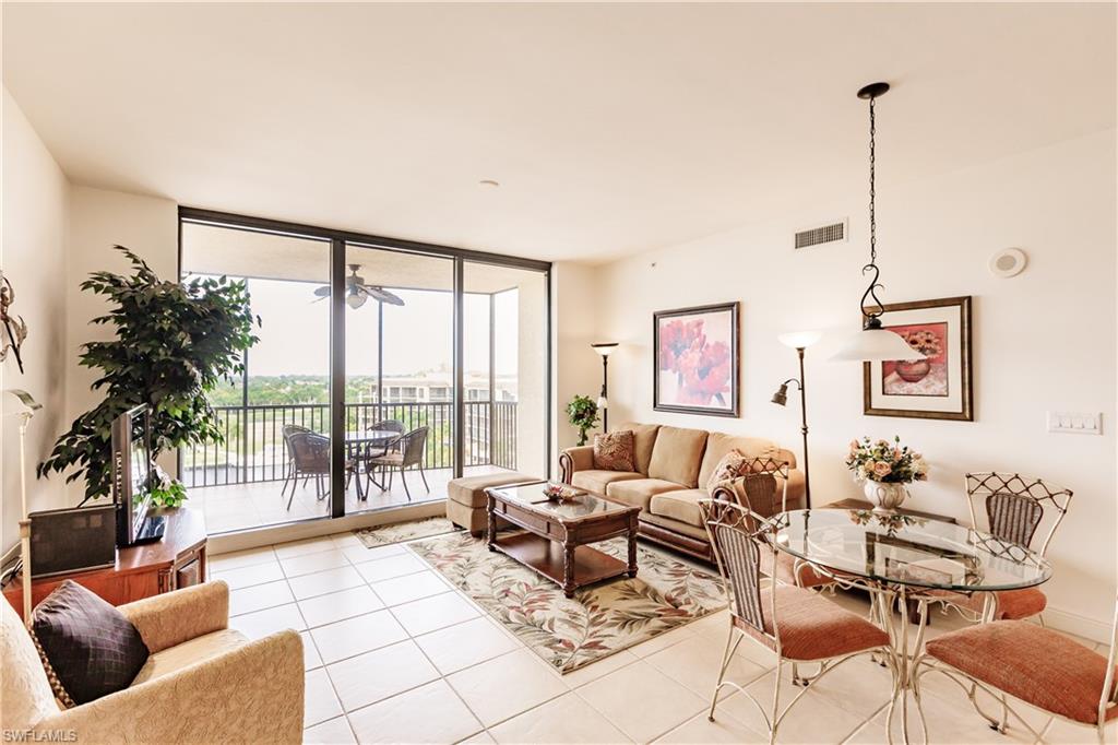 CAPE HARBOUR - Residential