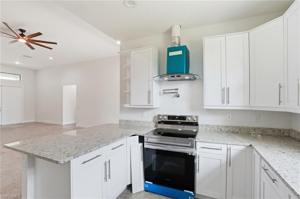 CAPE CORAL - Residential Lease