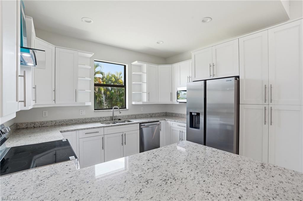 CAPE CORAL - Residential Lease