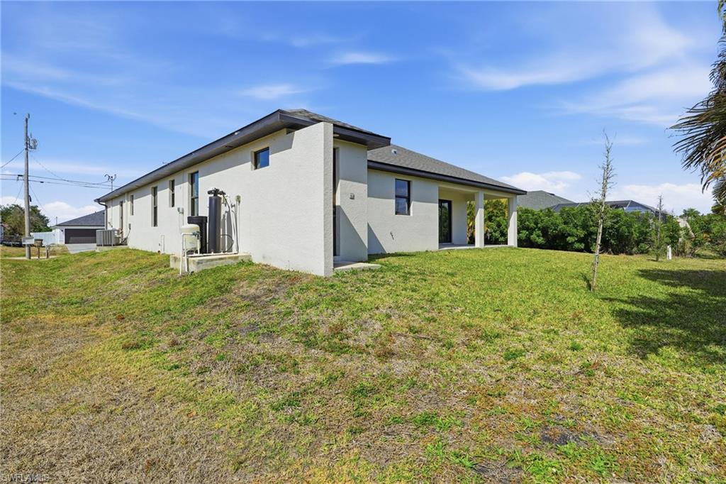 CAPE CORAL - Residential Lease