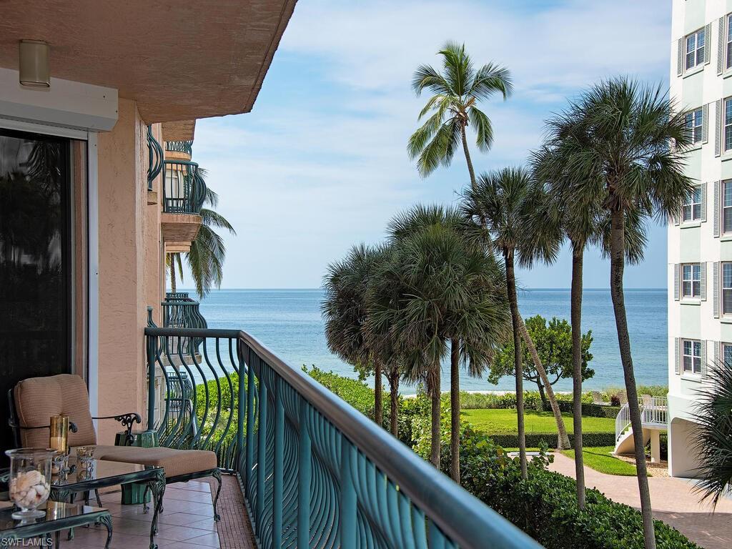 VIA DELFINO - Residential