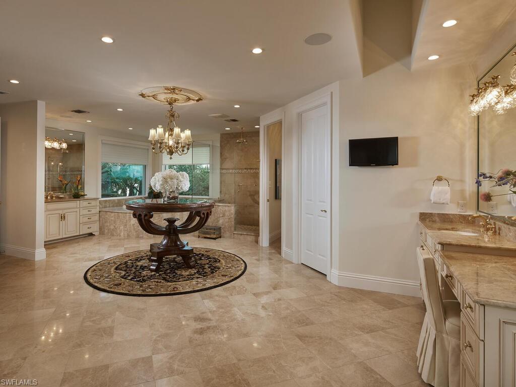 MARCO BEACH - Residential