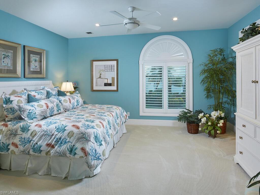 MARCO BEACH - Residential