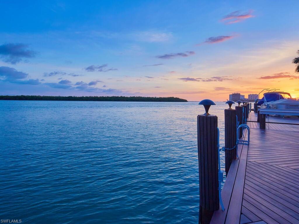 MARCO BEACH - Residential