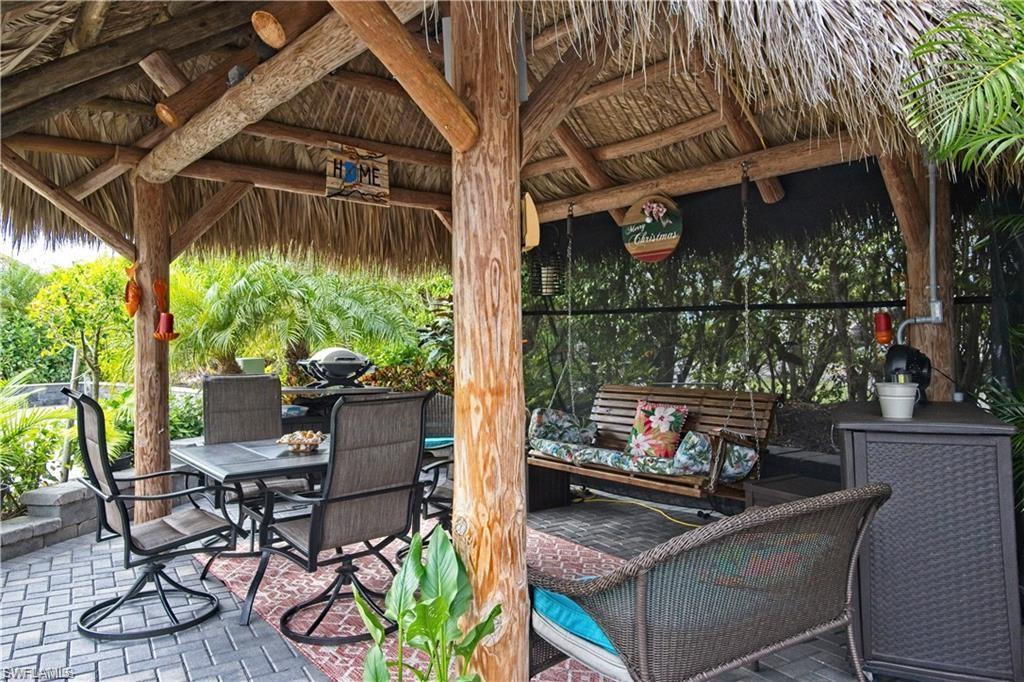 NAPLES MOTORCOACH RESORT - Land