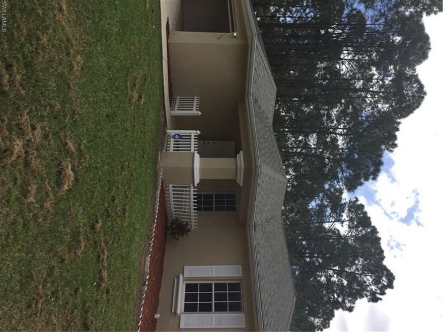 Nice Home with 3/2/2 Plus Den, fresh paint, call today for your private showing!!!